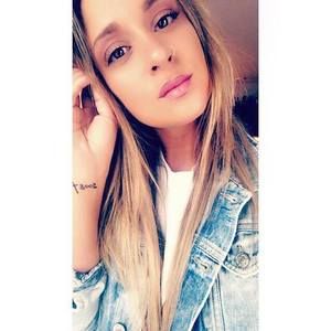 Meet your Posher, Whitney